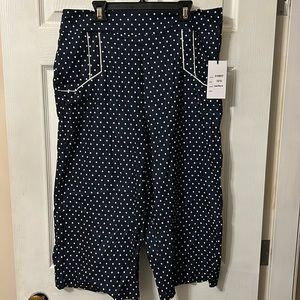 NWT Unique Vintage polka dot capris